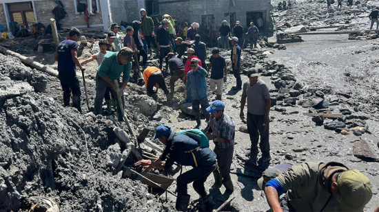 बाढीपछिको गेग्रान खोतल्दा भेटियो डेढ करोड नगद